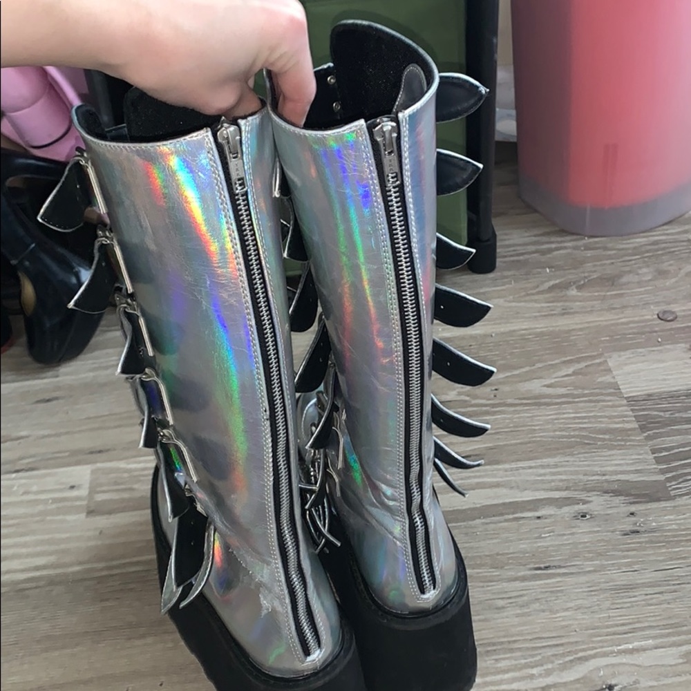 DEMONIA SHOES TRADE - Picture 6 of 7
